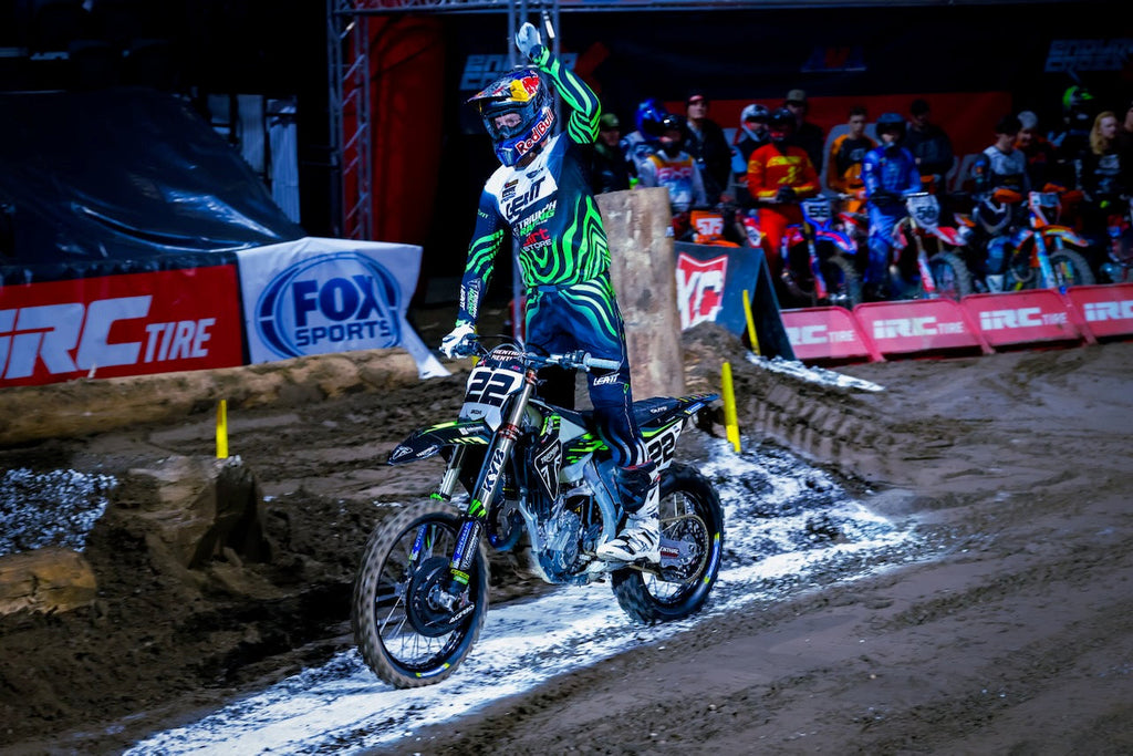 JONNY WALKER SECURES 2025 ENDUROCROSS SERIES WIN FOR TRIUMPH FACTORY RACING