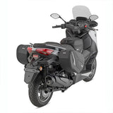 EASY11_side-bags_mounted-on_givi_yamaha-xmax300tec