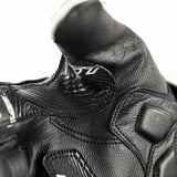 102097-BLK-05